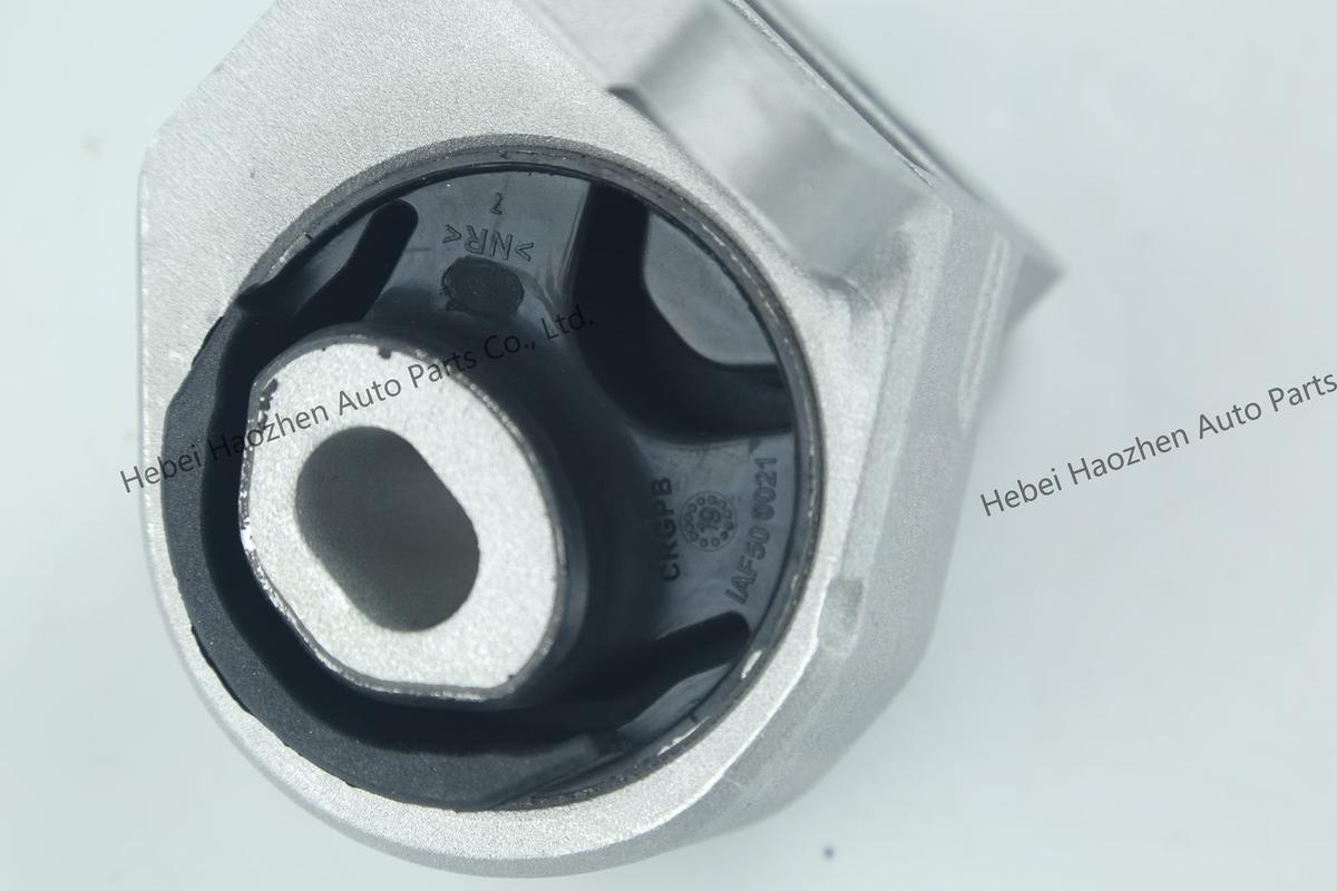 LR092039 Transmission Bracket - Image 4