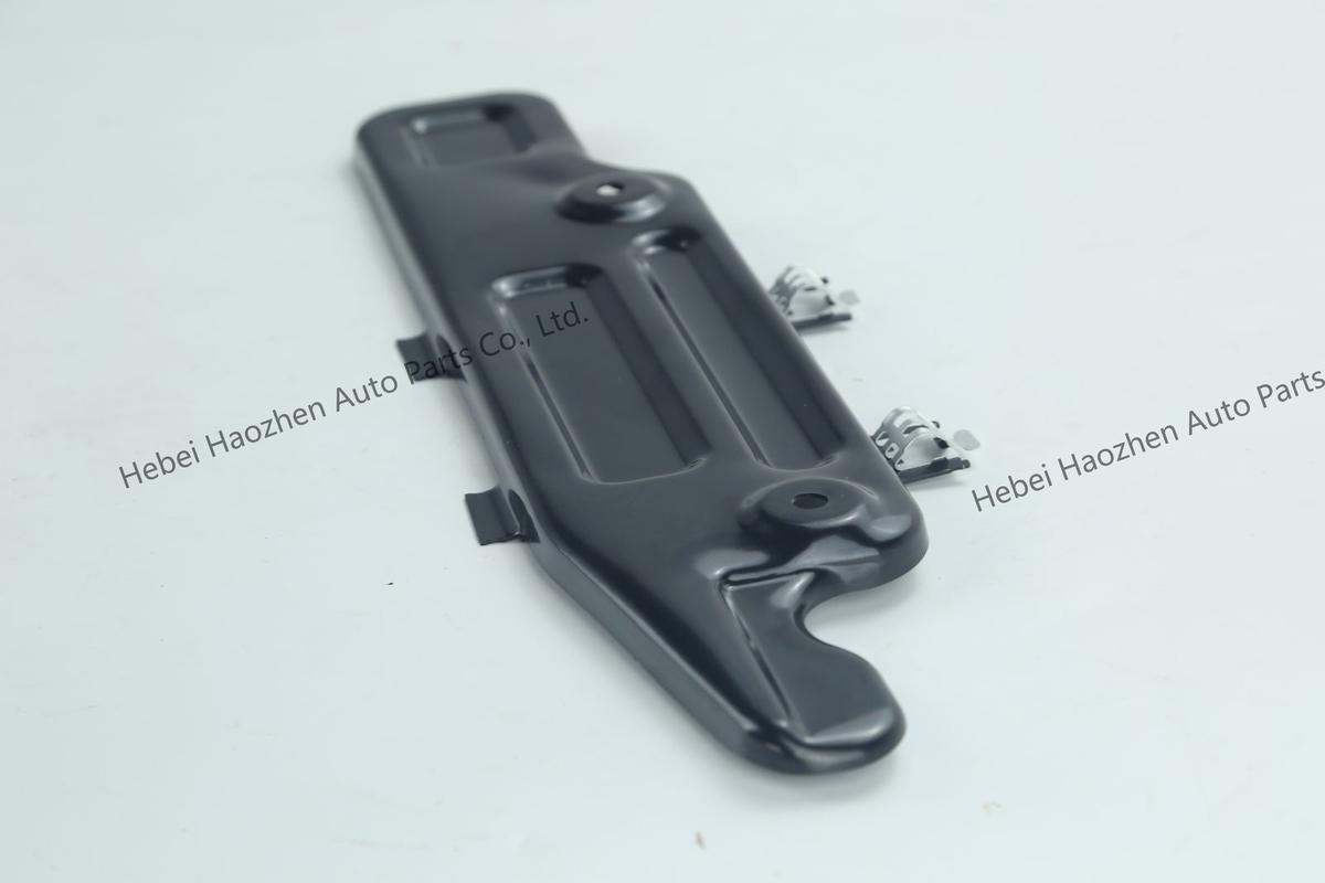 LR123638 Transmission Lower Guard - Image 6
